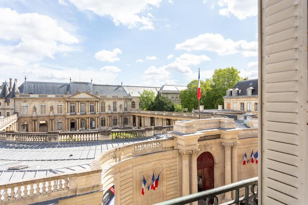 Apartmán Le Marais, Fantastic View On Archives Nationales Paříž Exteriér fotografie